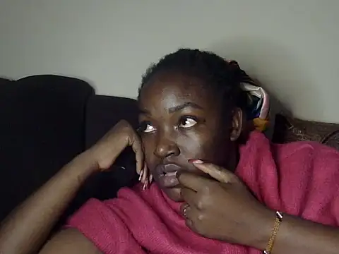 Pokazy przed kamerką – Sexy-suzy