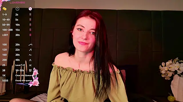 NicoleLuxe's Live XXX Chat