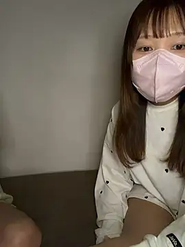 Chatroom XXX en direct de erokami36