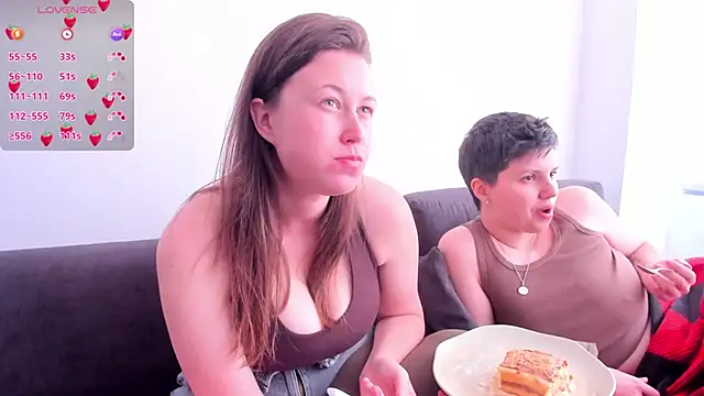 Tenderly_Couple's Live XXX Chat