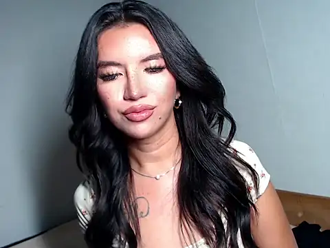 thinker_belle লাইভ XXX চ্যাট