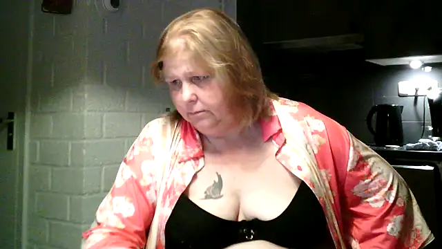 Živý XXX chat Sylviastar46