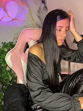 CELESTE_-EC: онлайн-секс-чат