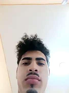 LucaColmal: απευθείας συνομιλία ΧΧΧ