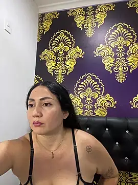 XXX chat uživo modela juliana_diaz