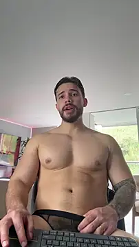 Valenthino_Salvatore's Webcam Show