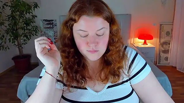 Chatroom XXX en direct de PolinaSalvatore