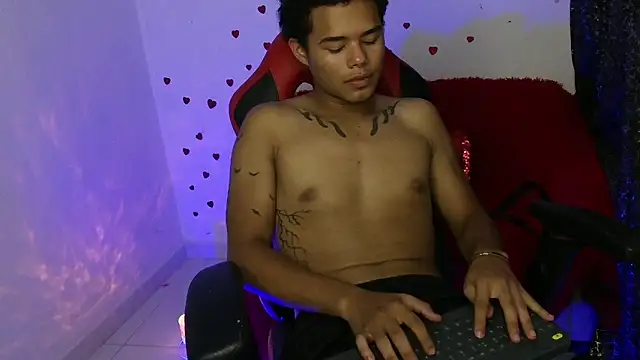 Вебкам-шоу kael_fox