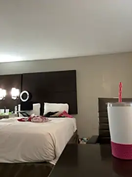 Онлайн чат XXX TiffaneyLove