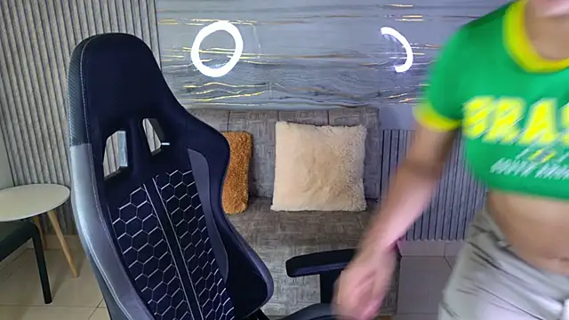 Онлайн чат XXX Sophie19__