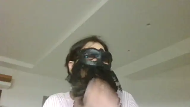 HelenTiAscoltaのライブXXXチャット