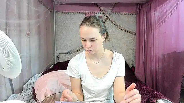 leila_bambi_ 现场XXX聊天