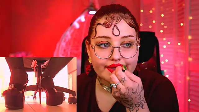 StaceyJensen: онлайн-секс-чат