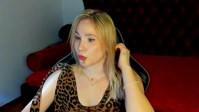 ElaraVoltage Obrolan Langsung XXX