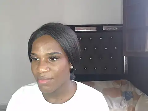 Show modela Dayanisxxx na web-kameri