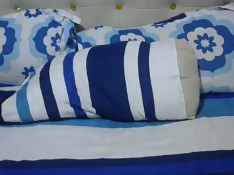 Mylaclara's Live XXX Chat