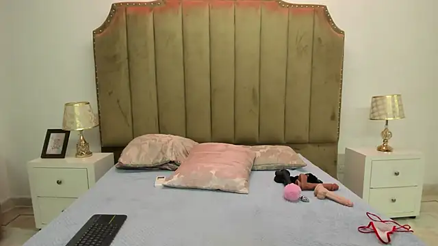 Alessiia_Moon Live XXX-Chat