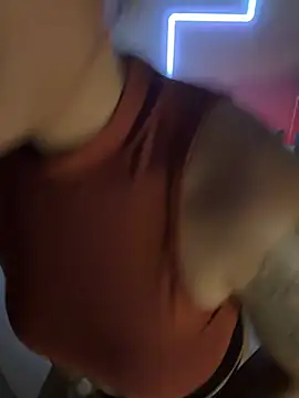 Вебкам-шоу SweetPetiteNoir