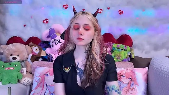 _Devill_Baby: онлайн-секс-чат