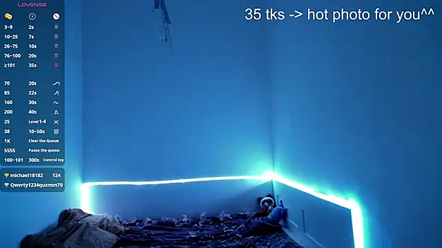 Show modela CucKuhta na web-kameri