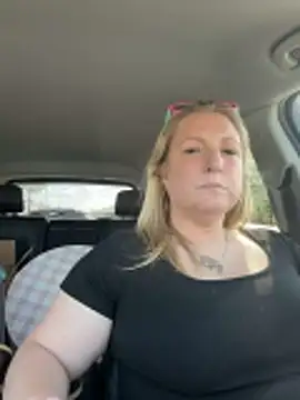 sweetkacibaby Show in webcam