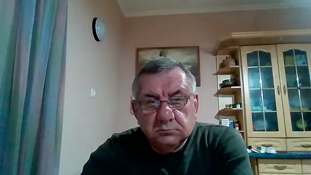 Pokazy przed kamerką – machomale3