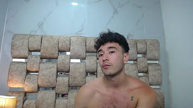 KathyAiden – webcam-show