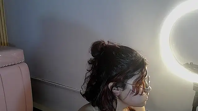 Scarlett_jhonson_ch's Live XXX Chat