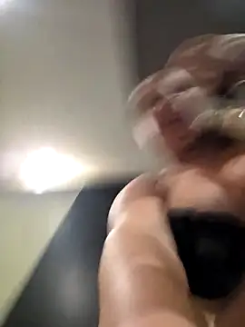 isabella_rossse 现场XXX聊天