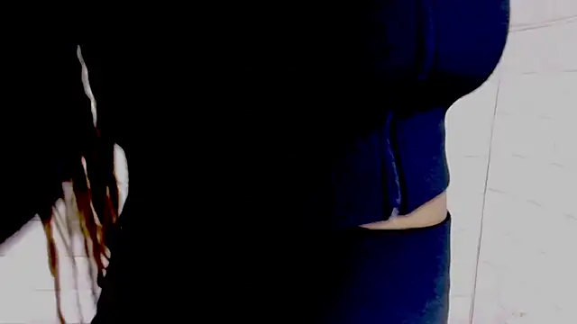 Chat +18 de EroticSexyPrada ao vivo