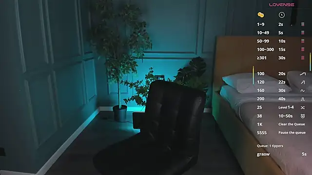 XXX chat uživo modela hidden_charm_