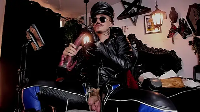 Chat XXX en directo de allanhurtss