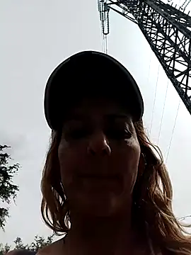 Monita_Med's Webcam Show