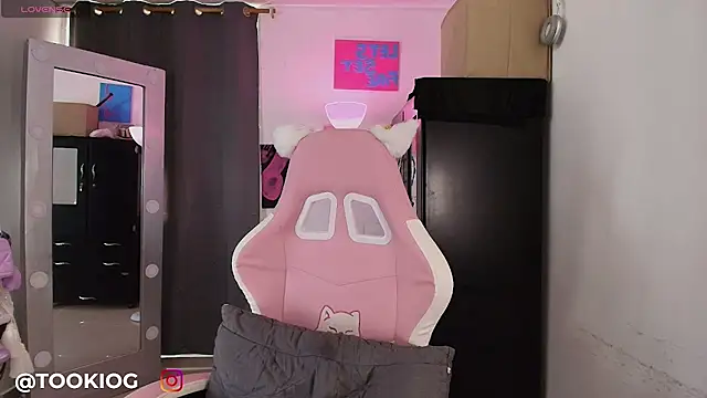 TOOKIOG_ live XXX chat