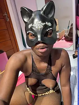 Nottynadiaa Show in webcam