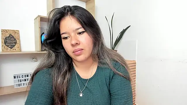 LinaBrowm live XXX chat