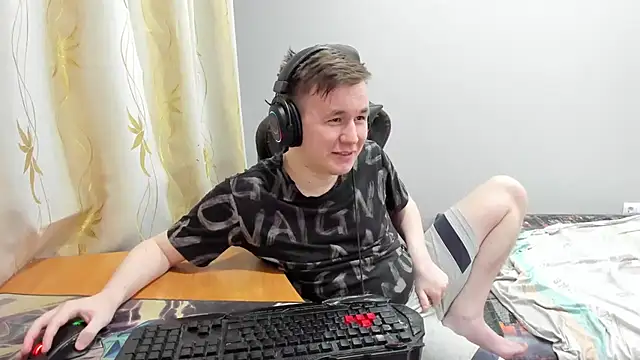 iliaskrisloveのウェブカメラショー