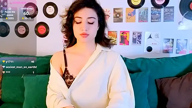 Chatroom XXX en direct de Maya_Rogerss