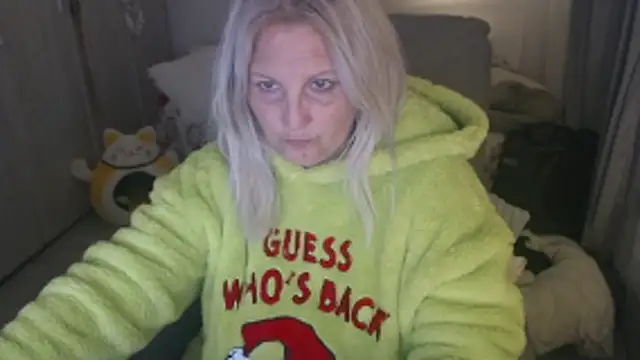 Divineblond Live XXX-chat