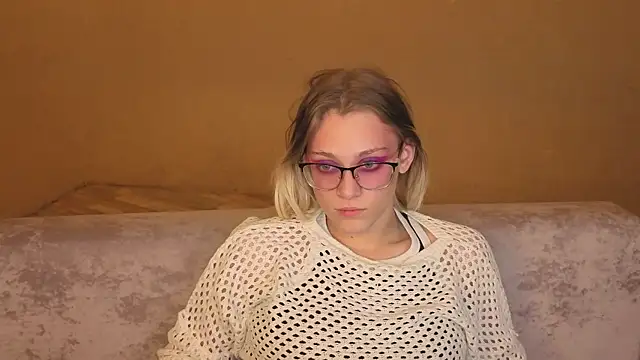 KaraLiin's Live XXX Chat