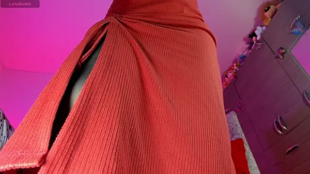 hot_Dariana_pantyhose Adlı Modelin Canlı XXX Sohbeti