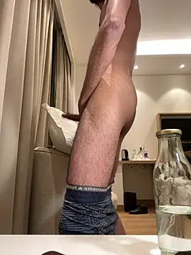 Show de your-hugehard-ashi na webcam