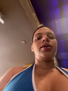 Anavalle's Live XXX Chat