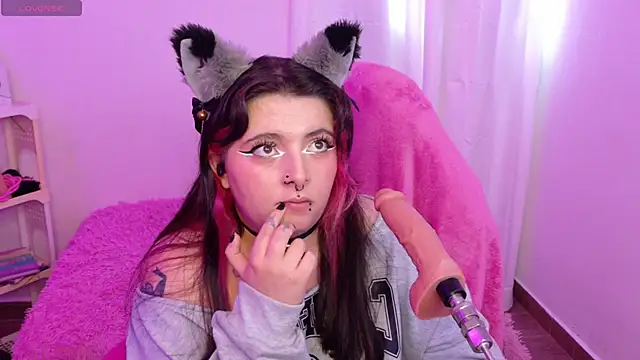 Sachi_Meow: онлайн-секс-чат