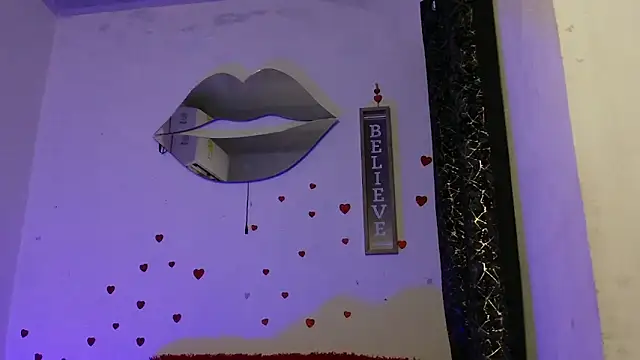 kael_fox's Live XXX Chat