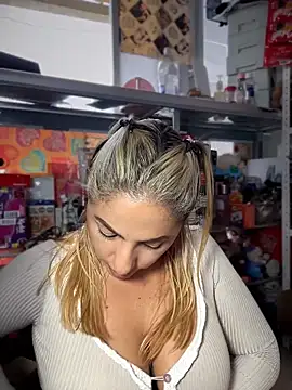 sammyqueenx21's Live XXX Chat