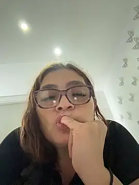 Sembang XXX Secara Langsung ANTONELLA_VIOLETA_