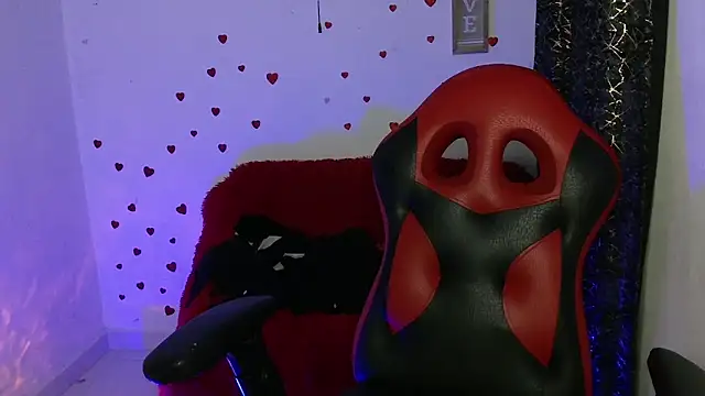 kael_fox webkamerás műsora