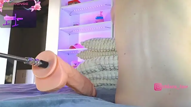 ChiaraLewis Webcamshow