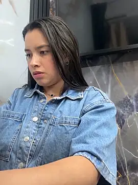 Miss_Bella_Flame: онлайн-секс-чат